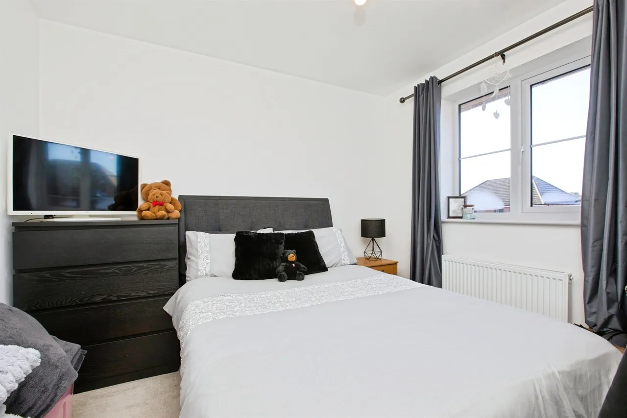 Chatham Drive, Drakelow, DE15, photo 11