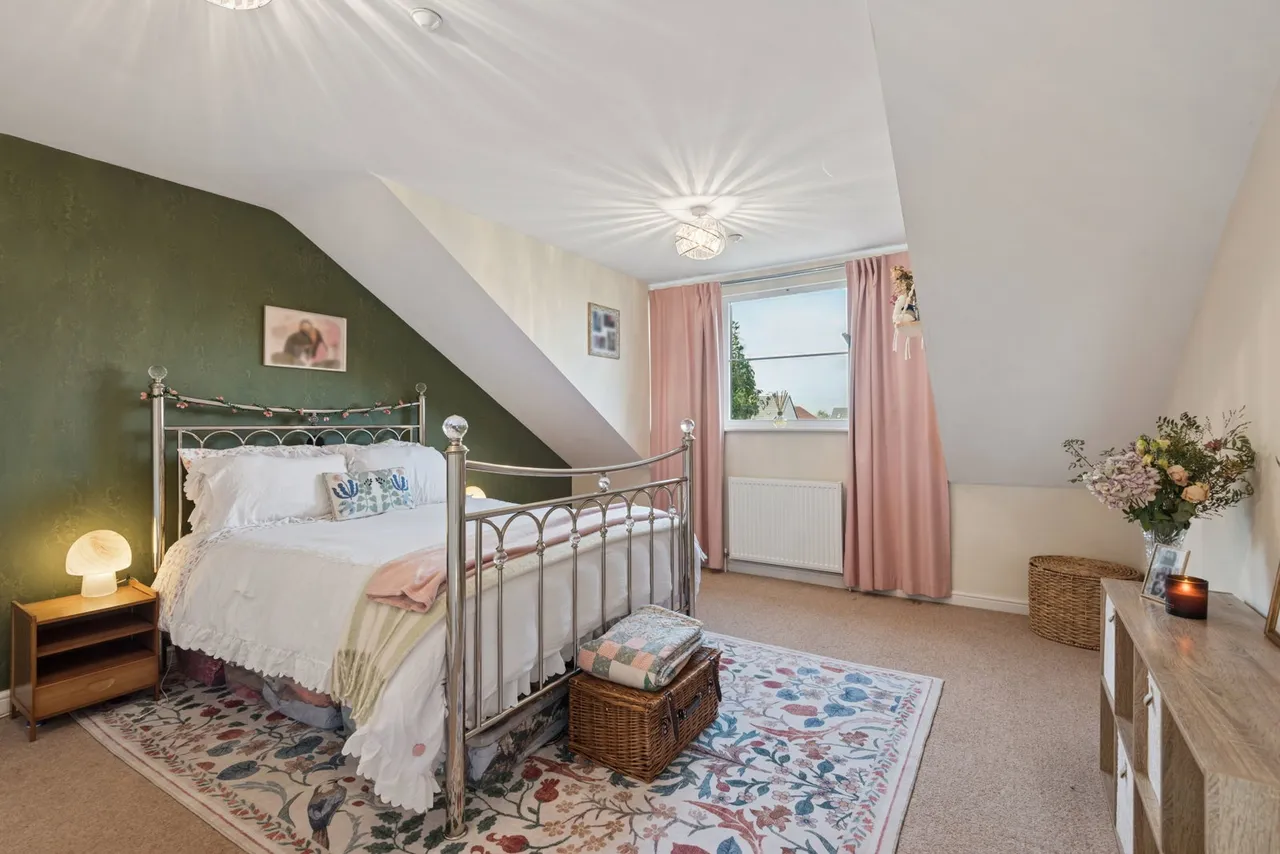 Cambridge Road, Langford, SG18, photo 14
