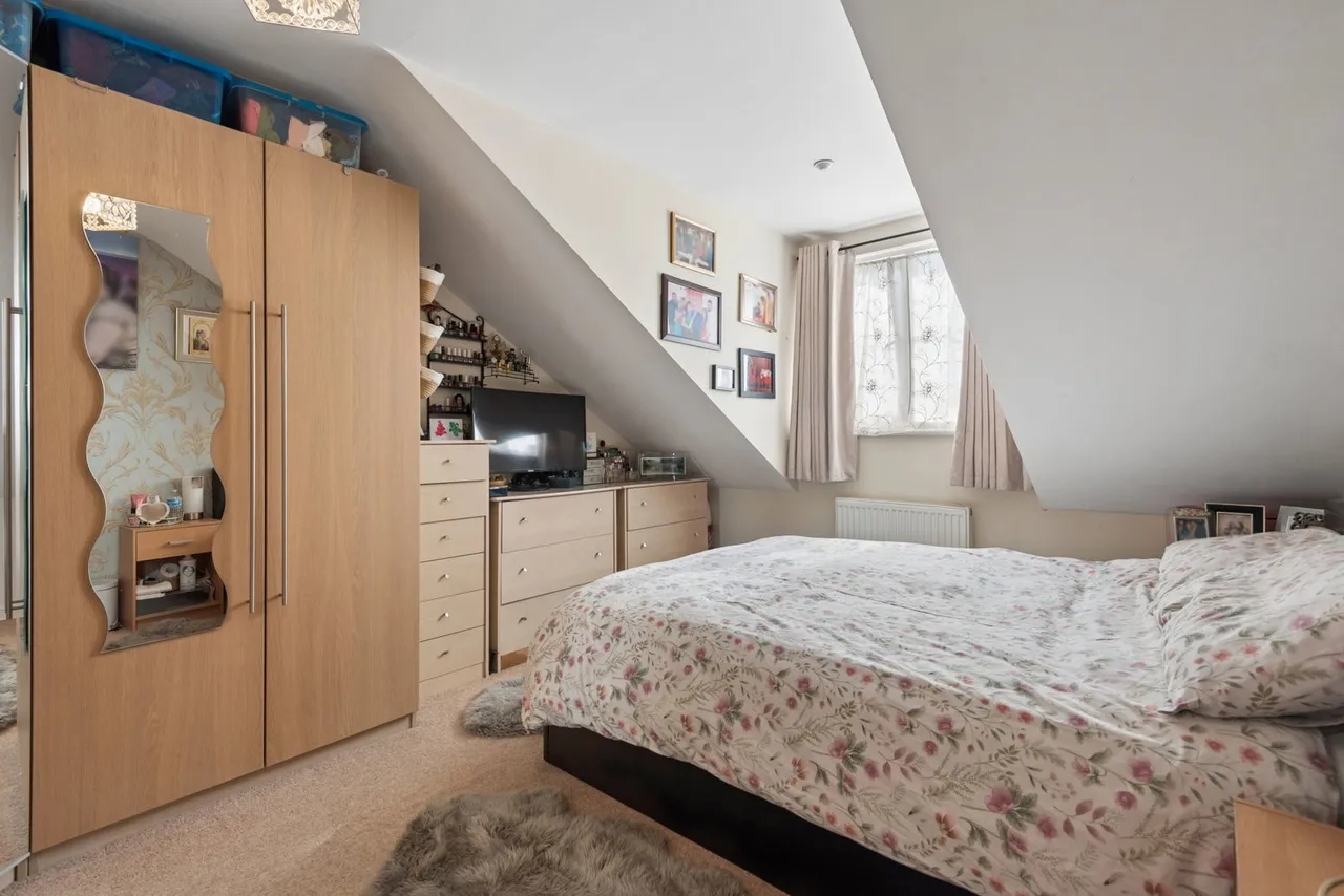 Cambridge Road, Langford, SG18, photo 15