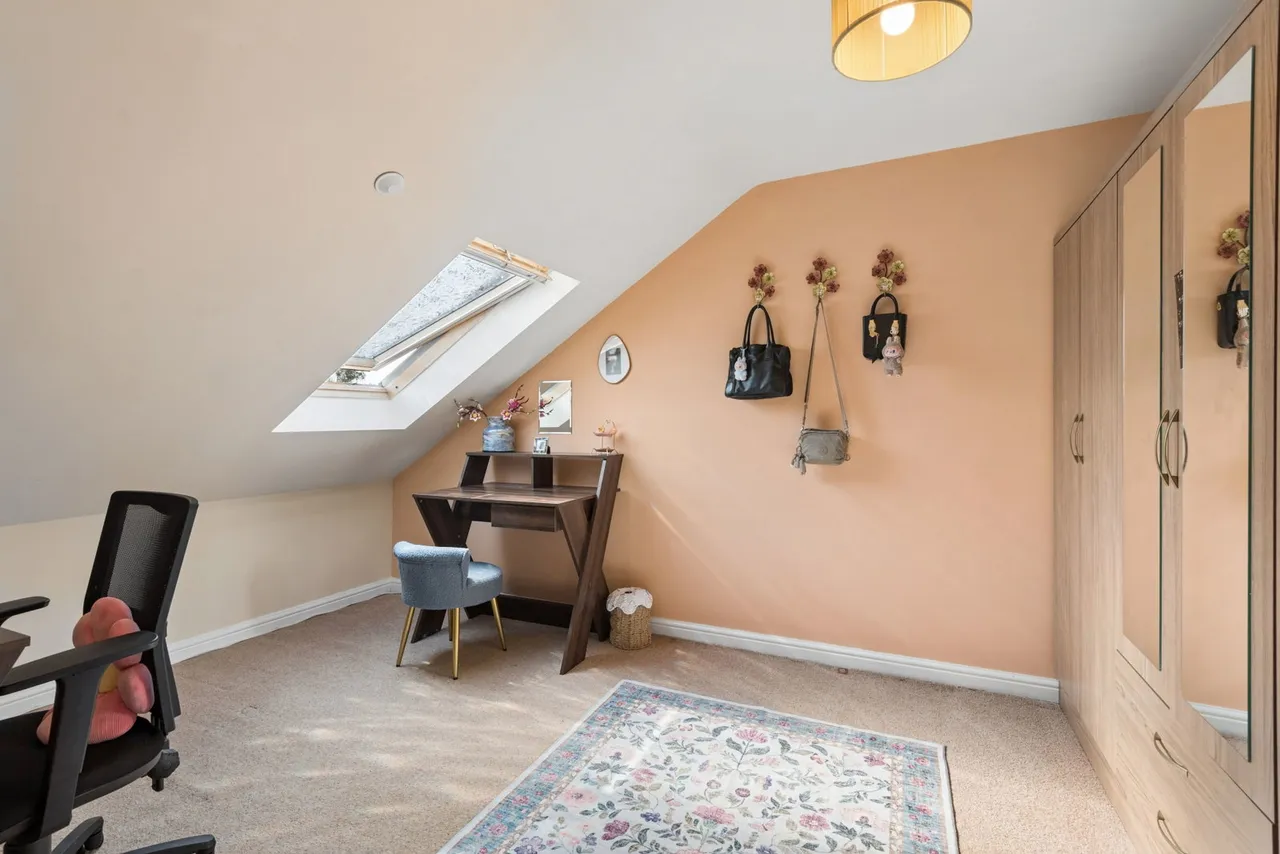 Cambridge Road, Langford, SG18, photo 16