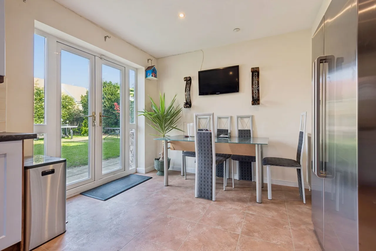 Cambridge Road, Langford, SG18, photo 6
