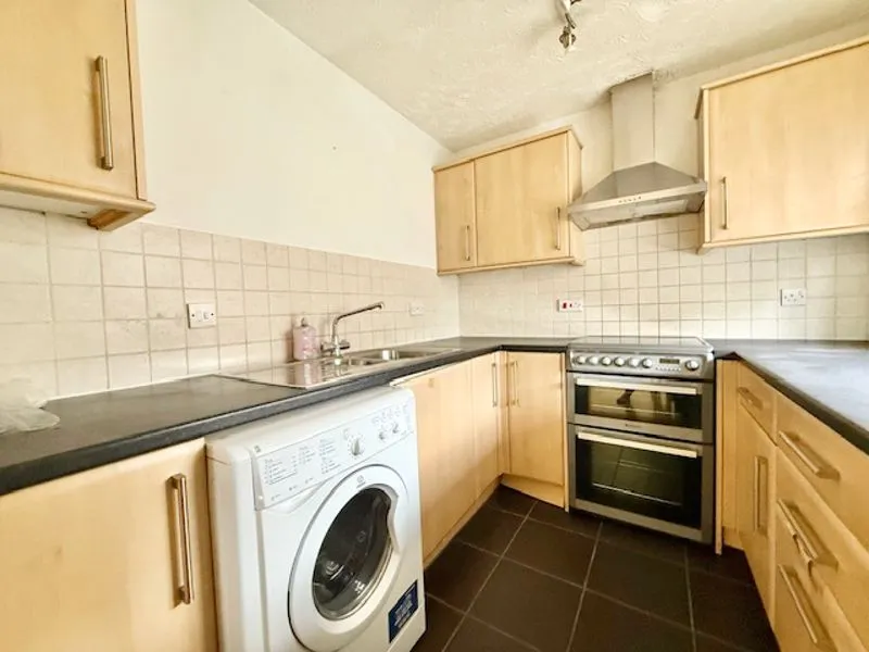 Stubbs Drive, London SE16 3EQ, photo 3