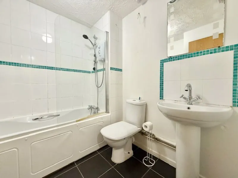 Stubbs Drive, London SE16 3EQ, photo 7