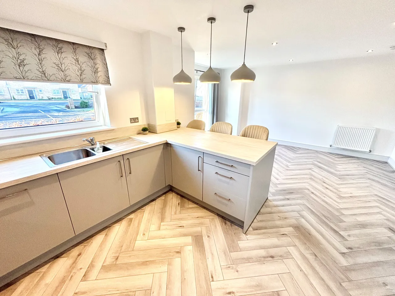 Hawk Avenue, Newton Mearns, G77, photo 3