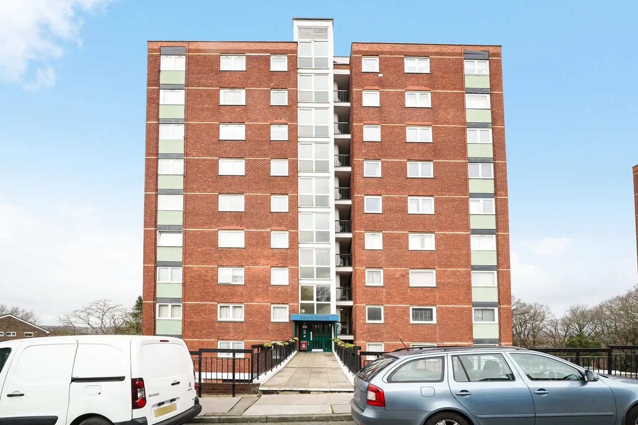 2 bed property for sale — Porchester Mead, Beckenham, kent, BR3 1TD