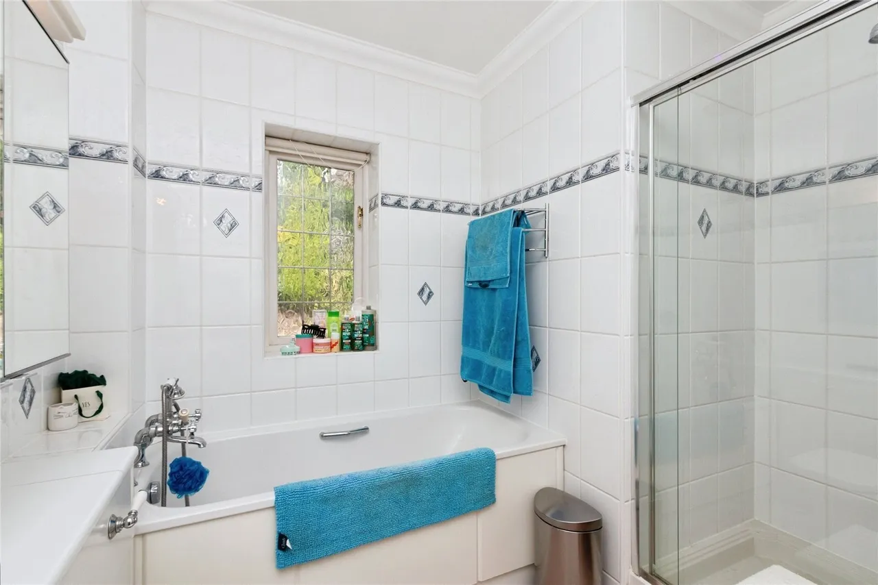 Crawley Wood Close, Camberley, GU15, photo 17