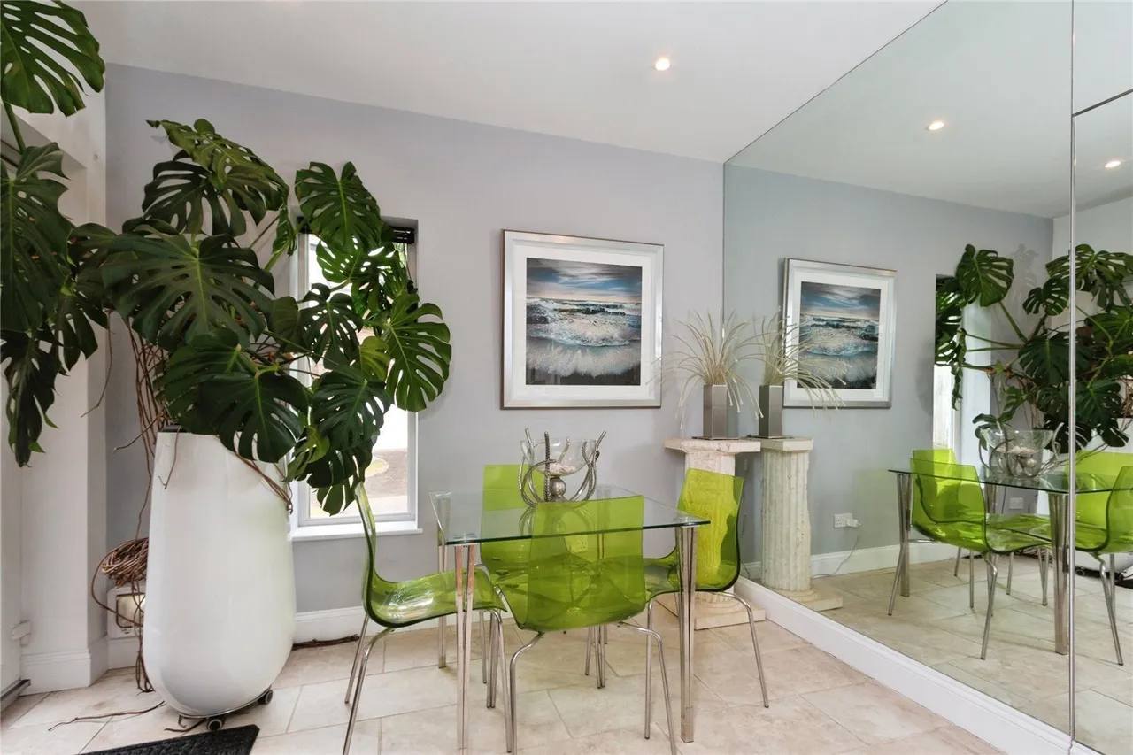 Crawley Wood Close, Camberley, GU15, photo 12