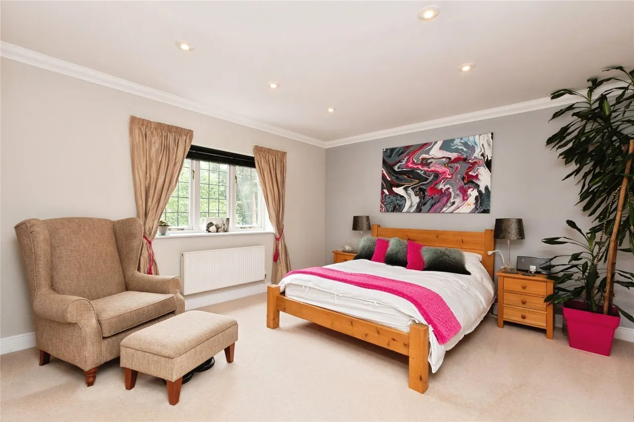 Crawley Wood Close, Camberley, GU15, photo 11