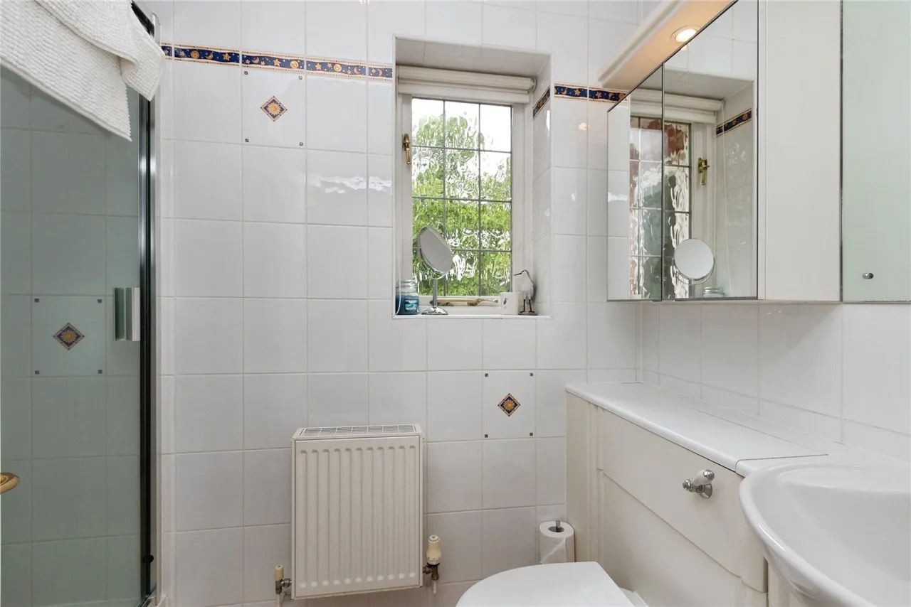 Crawley Wood Close, Camberley, GU15, photo 21