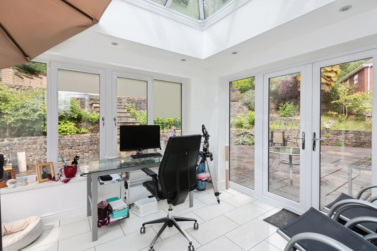 Crawley Wood Close, Camberley, GU15, photo 20