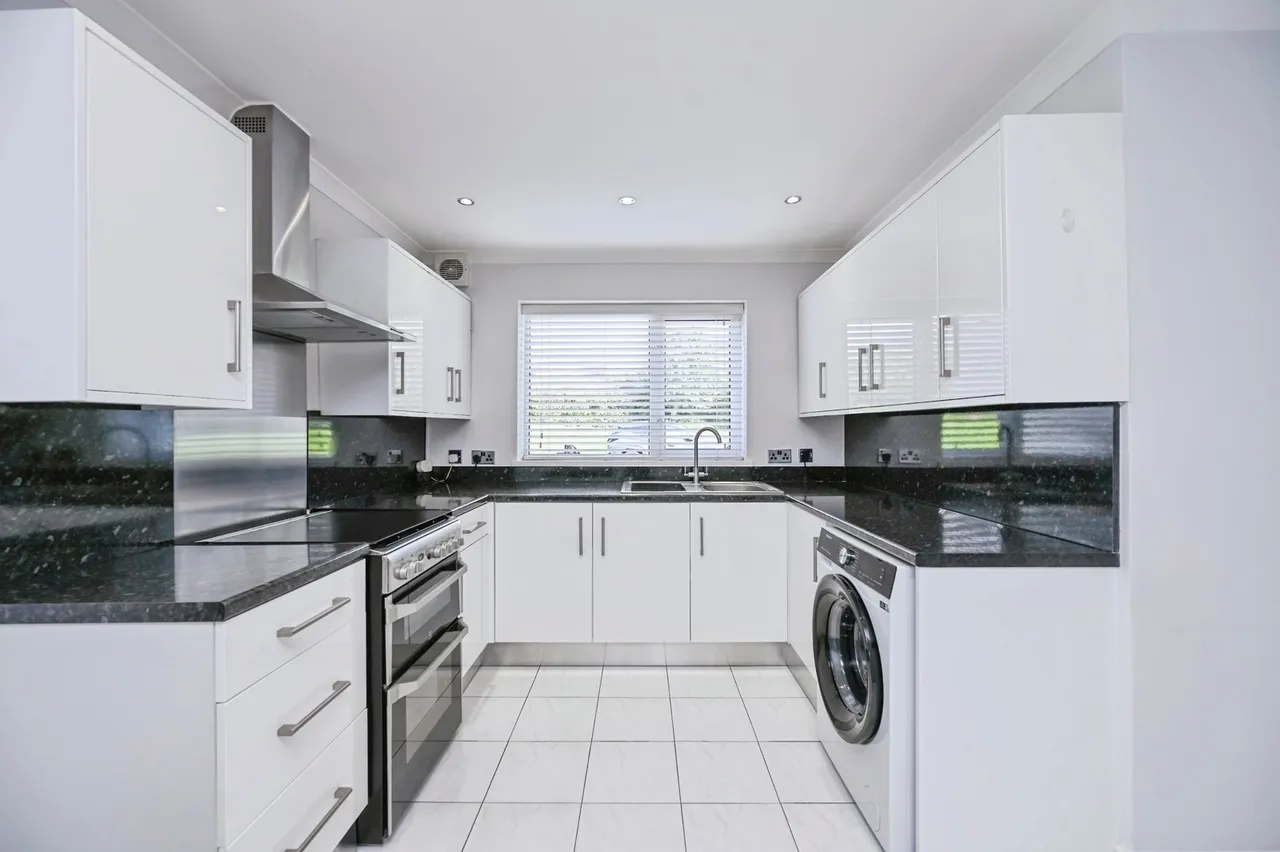 Clough Road, Liverpool, L24, photo 7