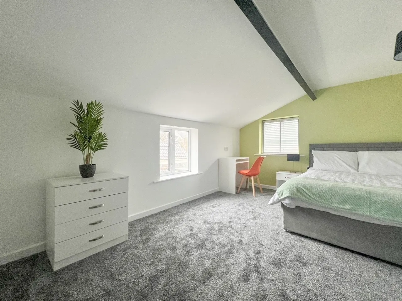 The Common, Patchway, BS34, photo 4