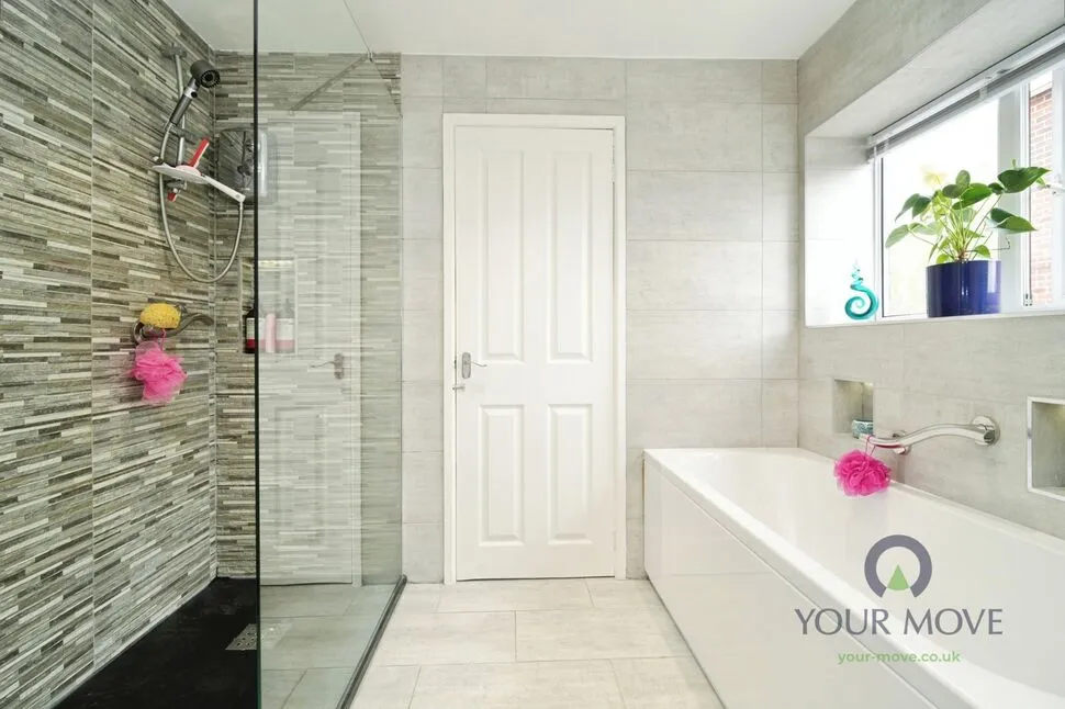 Claytons Close, Springhead, Greater Manchester, OL4, photo 9