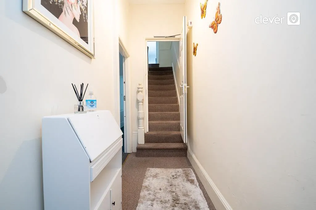 Alexandra Road, Mutley, photo 4