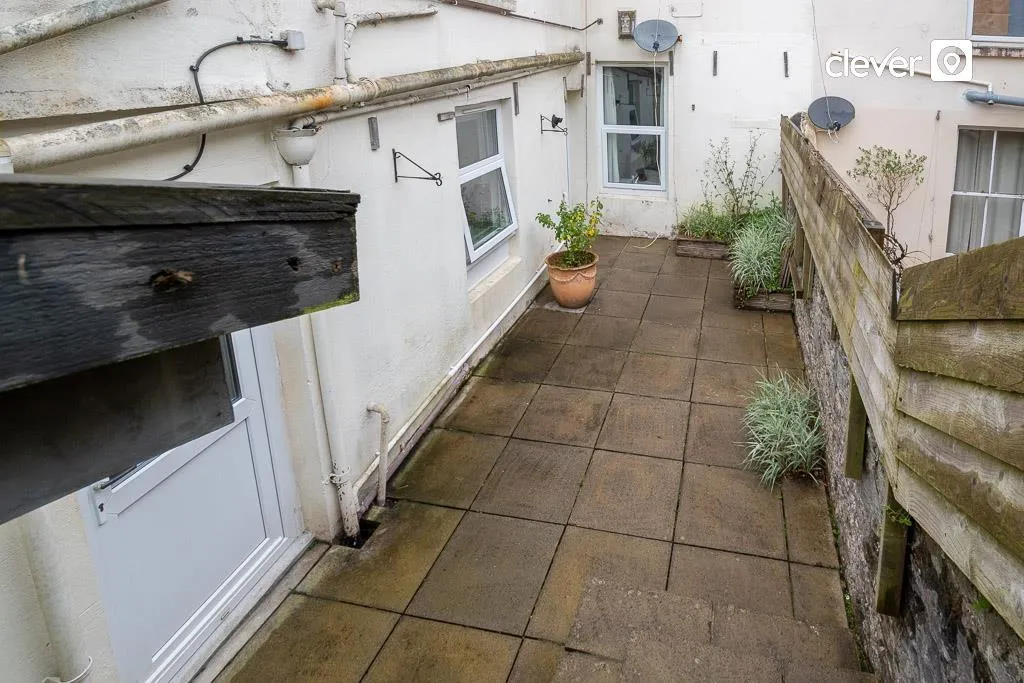 Alexandra Road, Mutley, photo 7