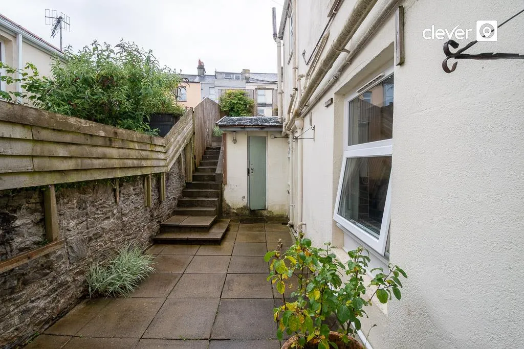 Alexandra Road, Mutley, photo 6