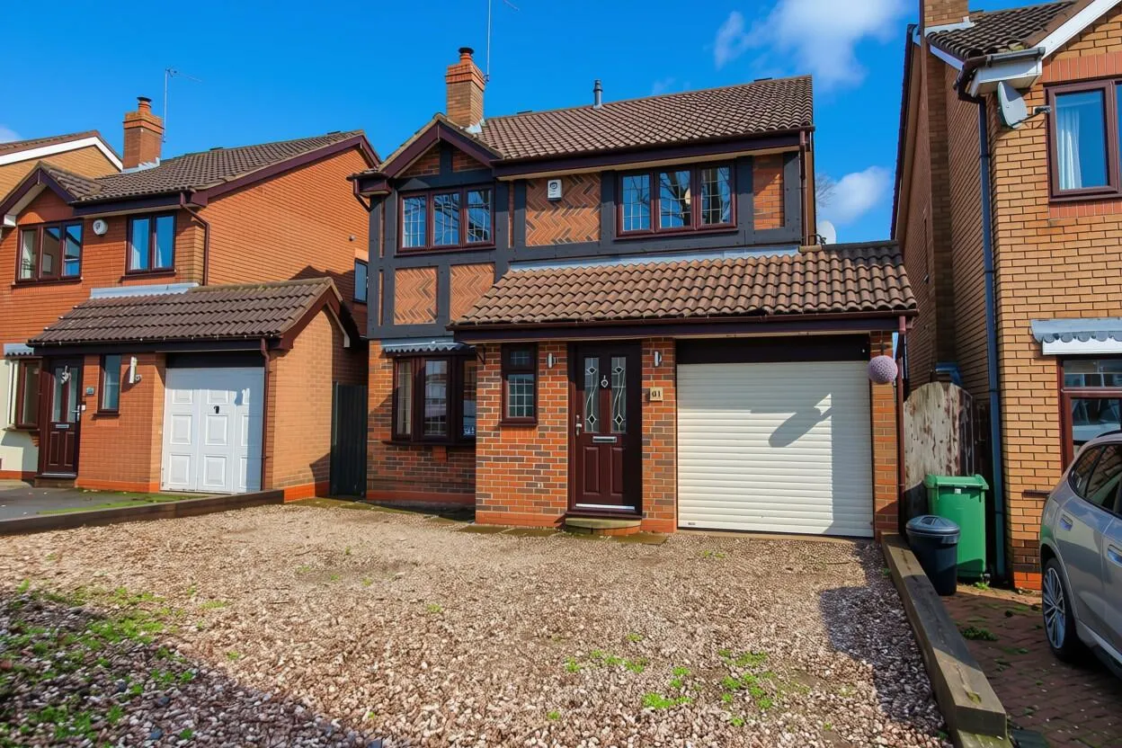 4 bed house for sale — Poplar Crescent, Norton, Stourbridge