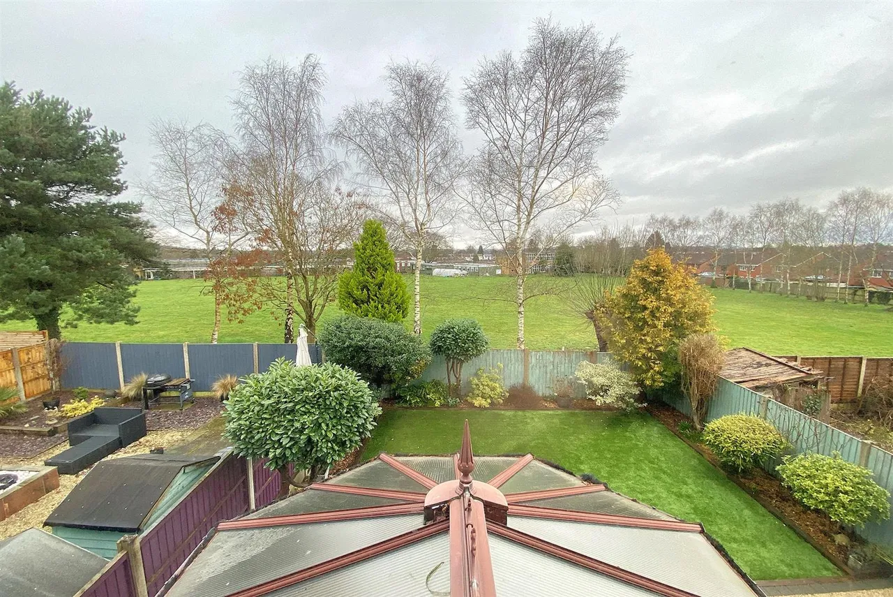 Poplar Crescent, Norton, Stourbridge, photo 20