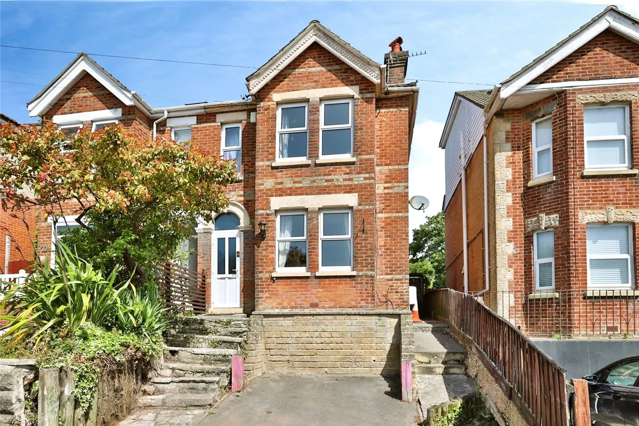 3 bed house for sale, Wroxham Road, Branksome, BH12