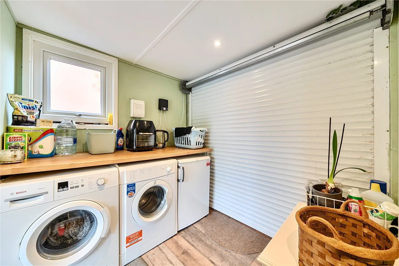Kinder Way, Middleton, M24, photo 12