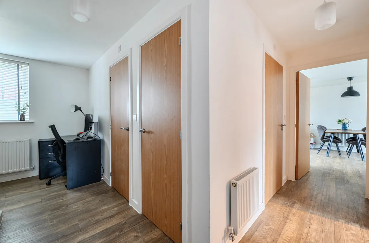 Ifould Crescent, Wokingham, Berkshire, RG40 1LB, photo 8