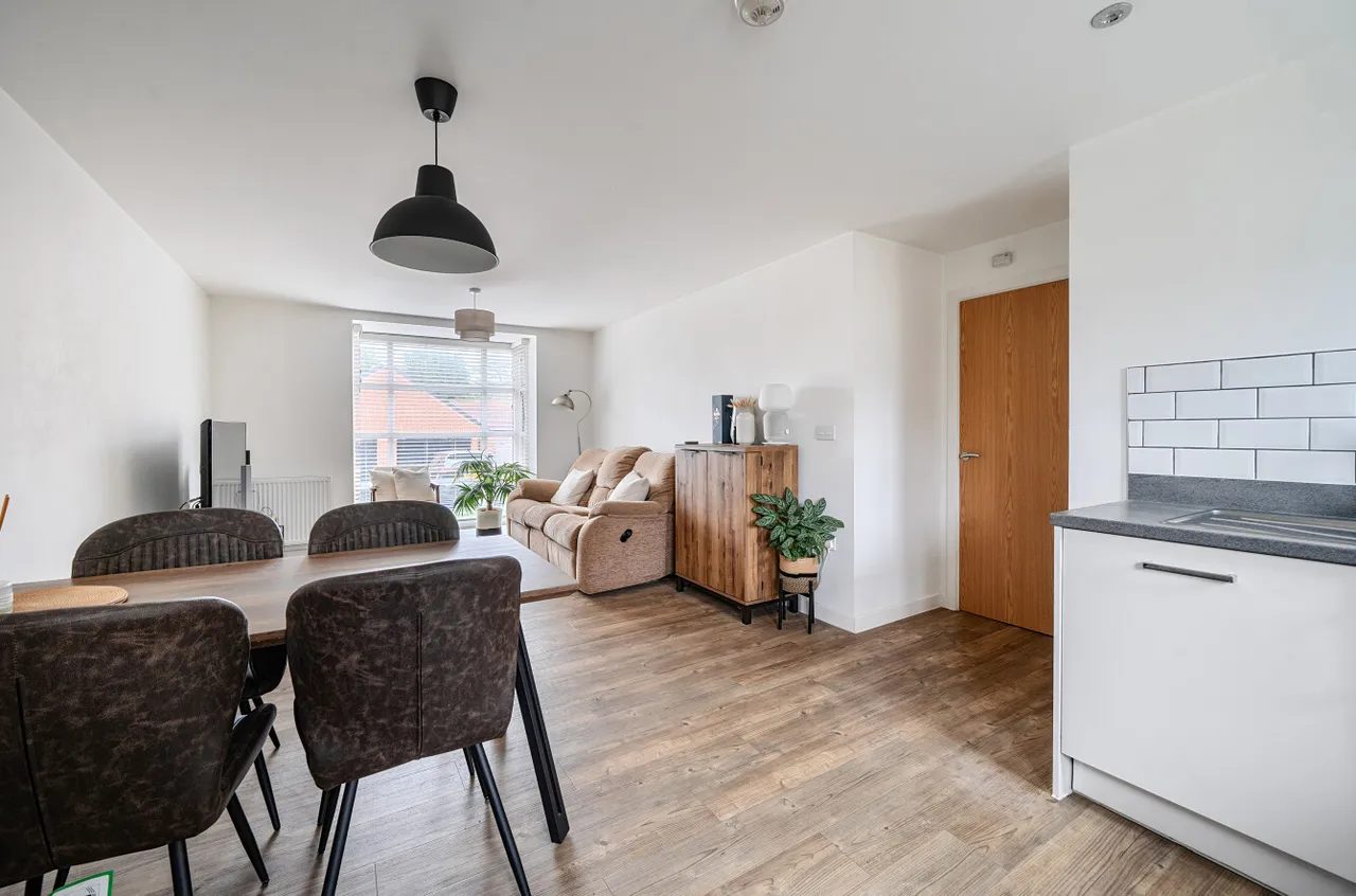 Ifould Crescent, Wokingham, Berkshire, RG40 1LB, photo 11
