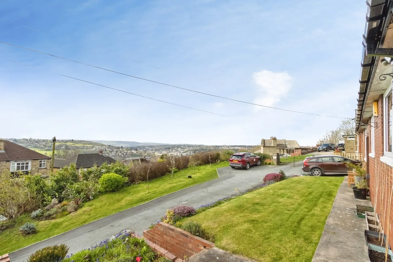 Soothill Lane, Soothill, Batley, West Yorkshire, WF17, photo 4