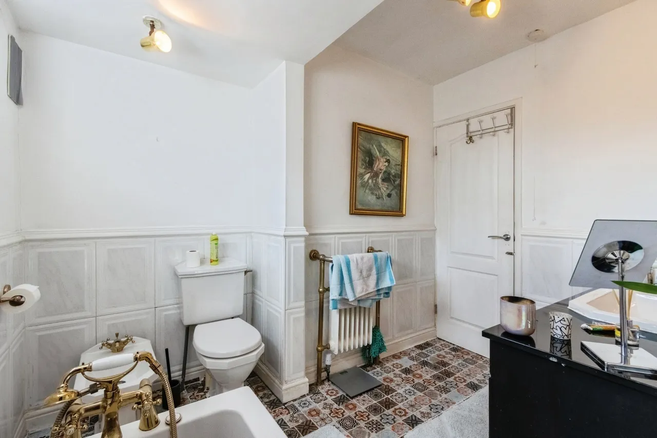 Soothill Lane, Soothill, Batley, West Yorkshire, WF17, photo 17
