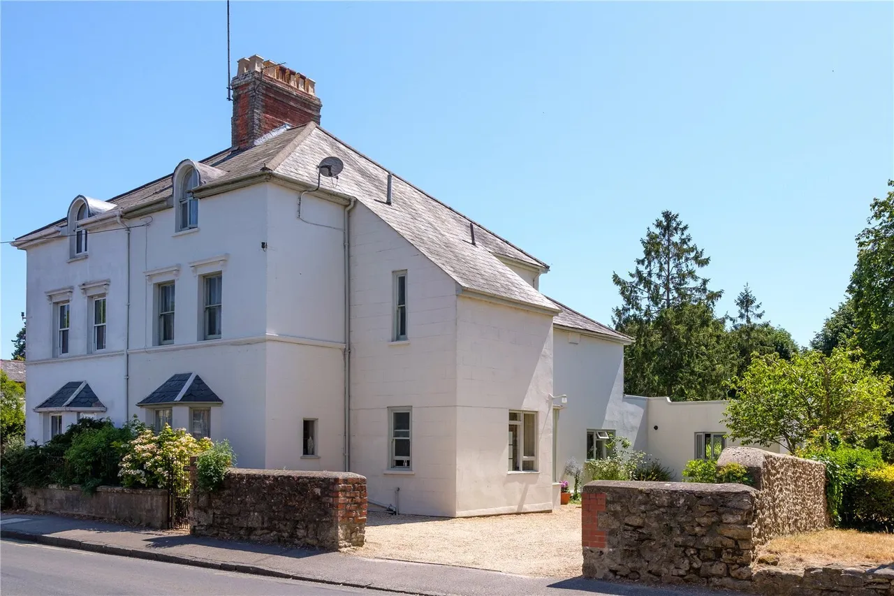 5 bed property for sale, Coldharbour, Sherborne, DT9