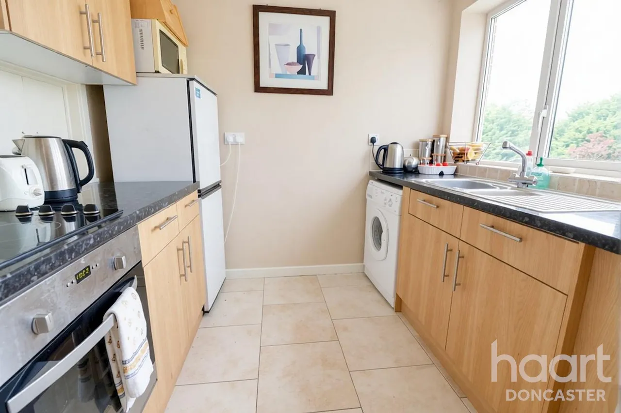 Boswell Road, Bessacarr, DN4, photo 7