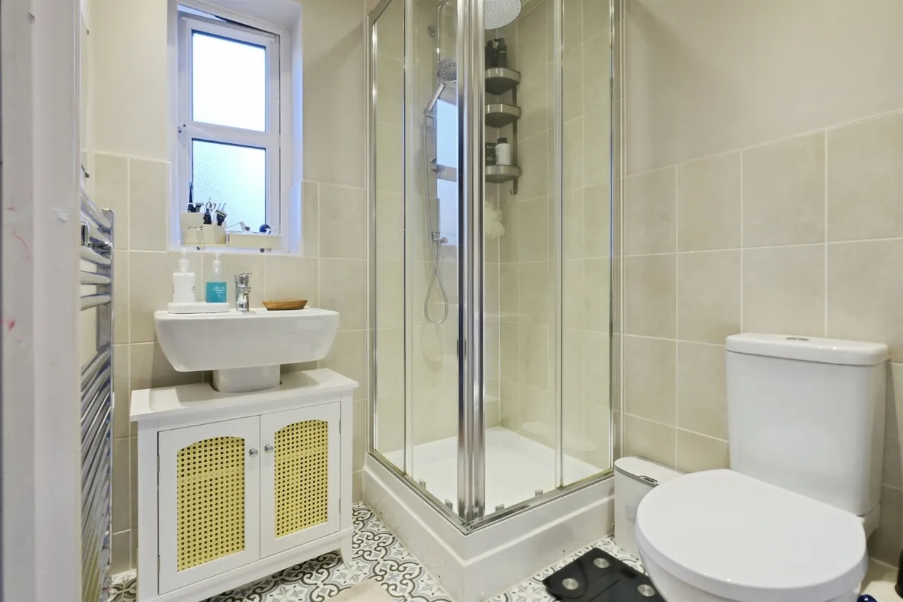 Ivie Place, Salisbury, SP2, photo 10