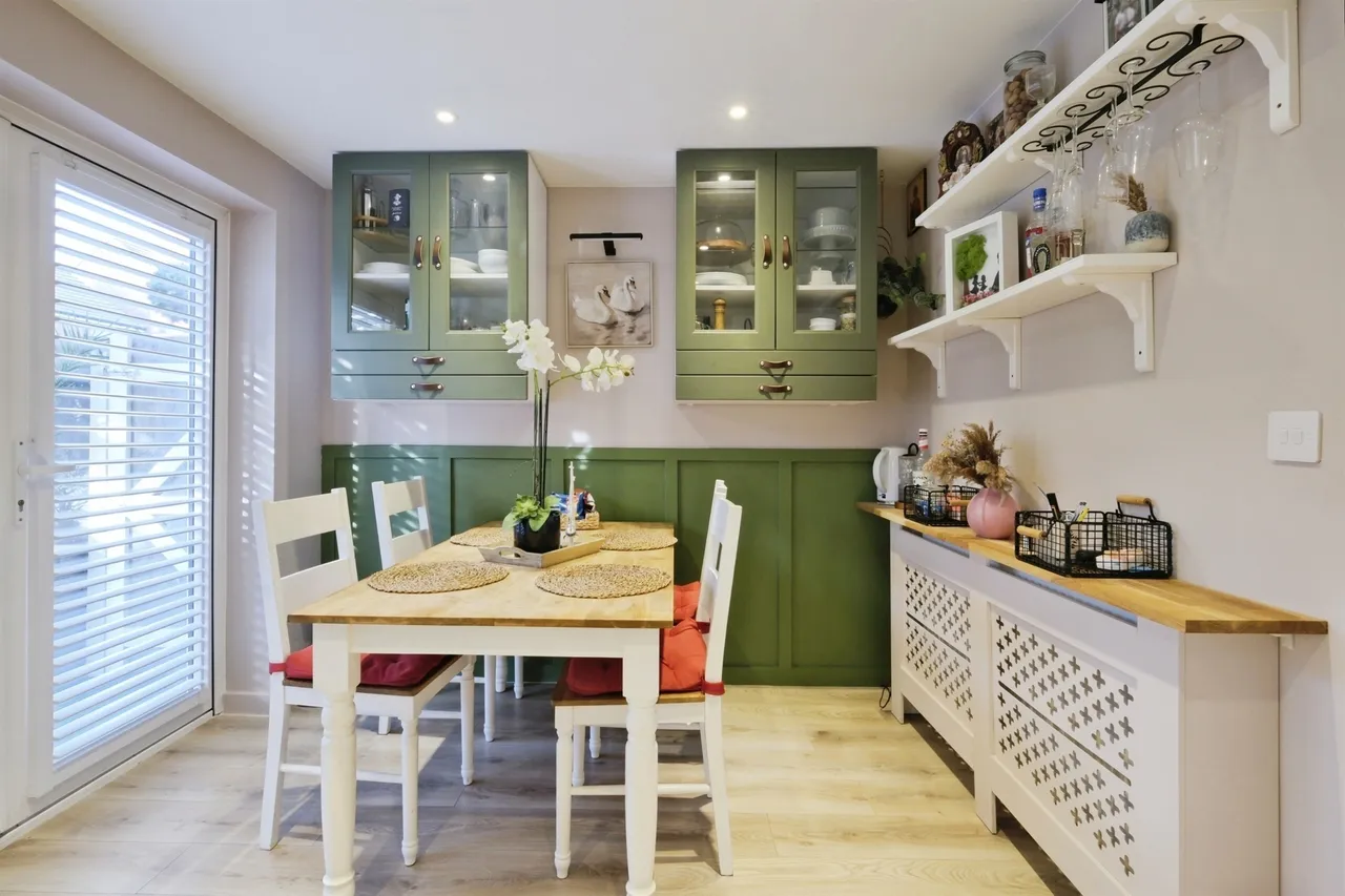 Ivie Place, Salisbury, SP2, photo 5