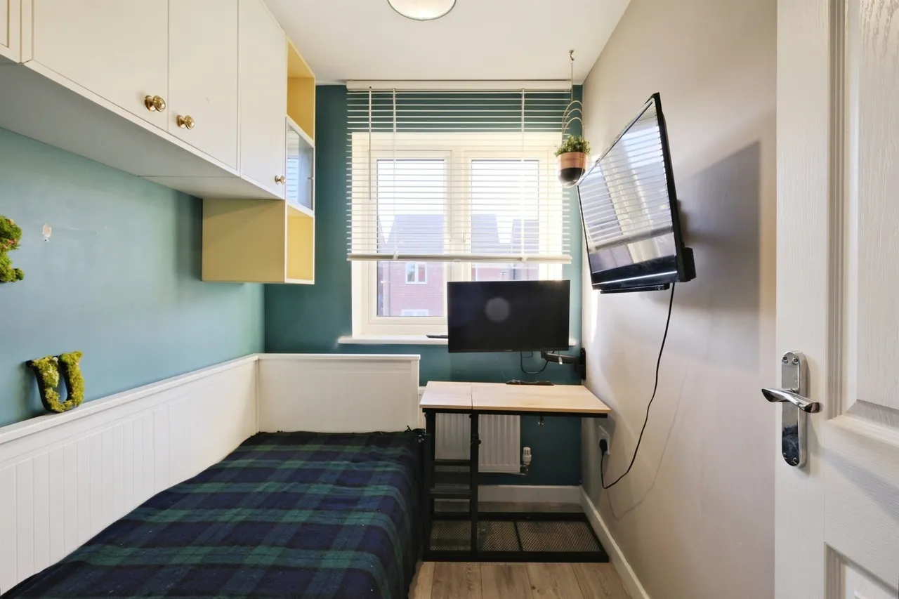 Ivie Place, Salisbury, SP2, photo 11