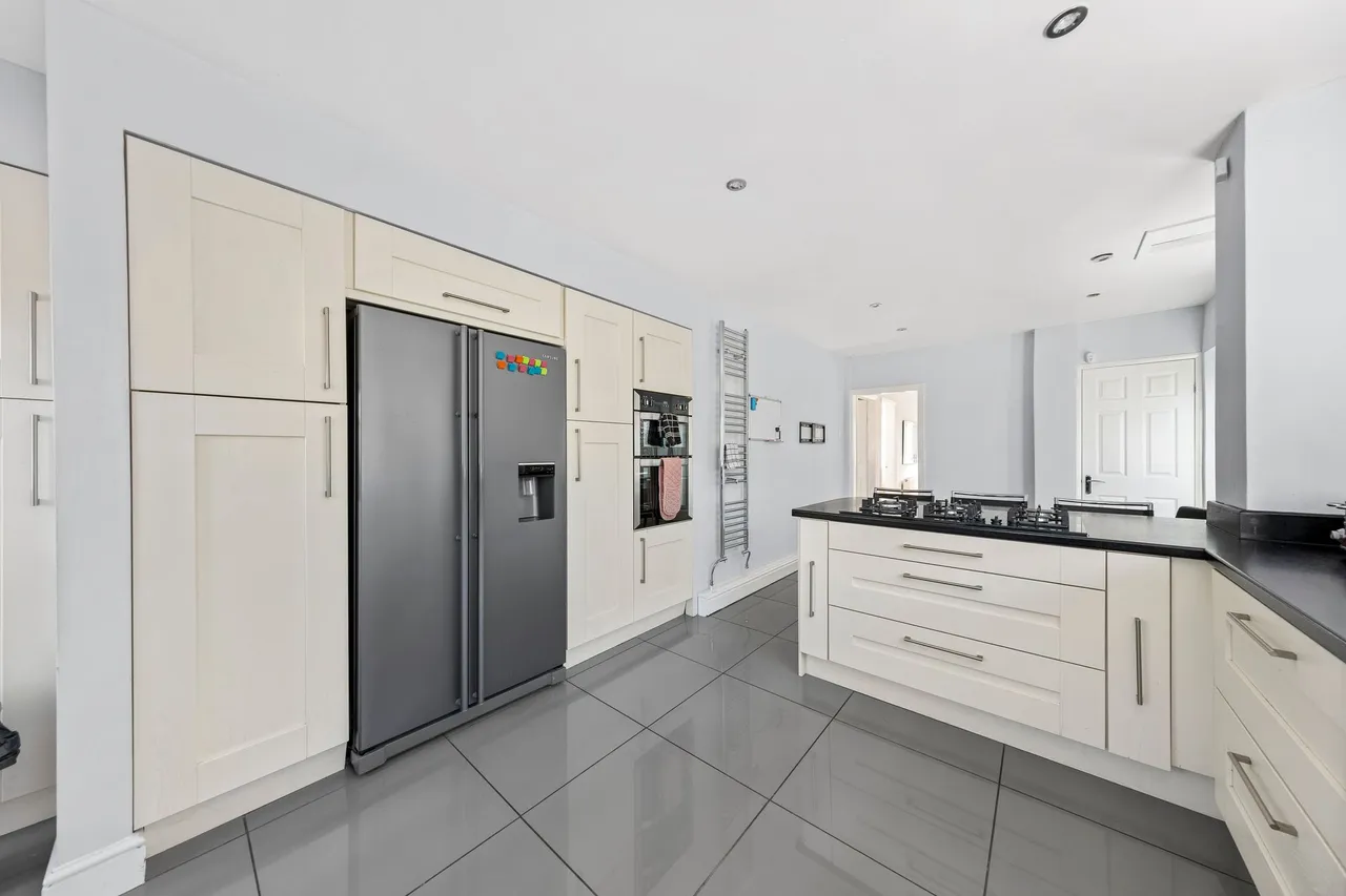 Chester Road, Grappenhall, Warrington, Warrington, WA4 2QE, photo 5