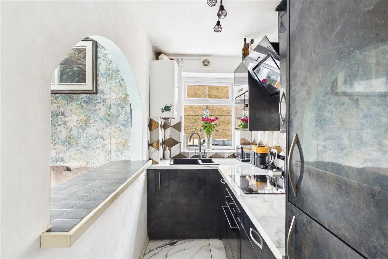 Tierney Road, London, SW2, photo 9