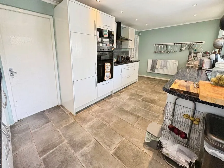 Epsom Close, Bedworth, Warwickshire, CV12, photo 5