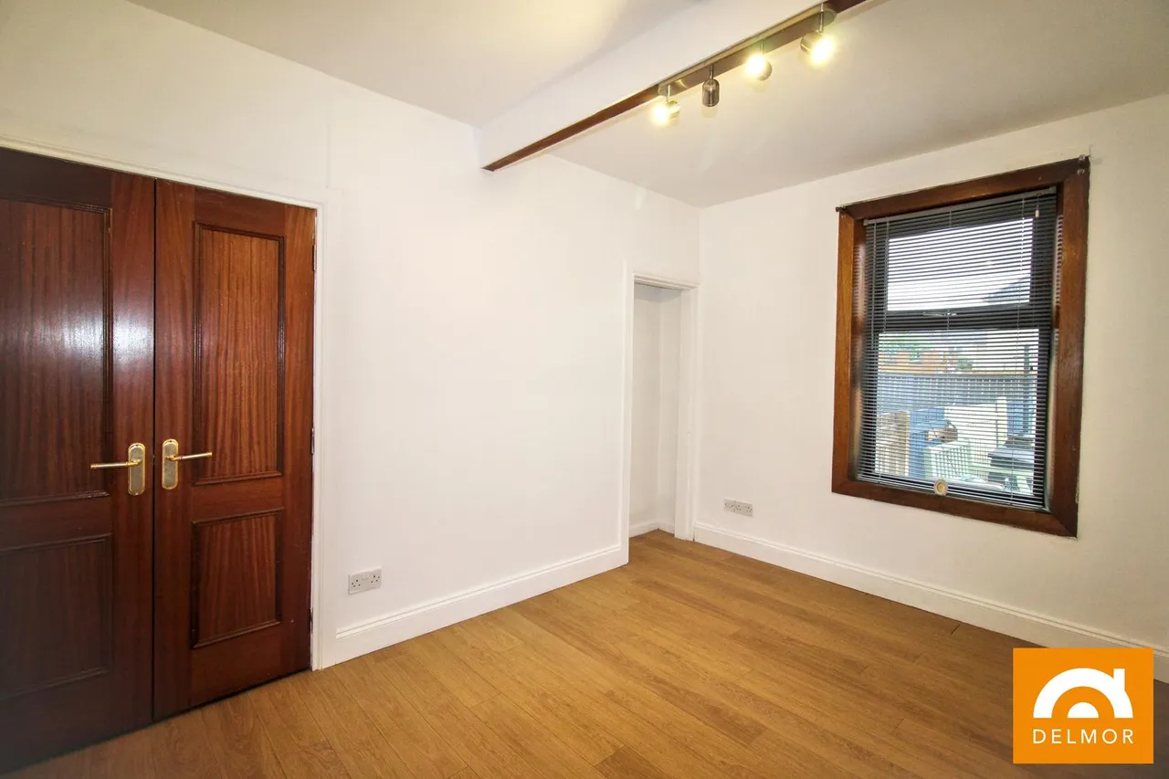 Mackie Avenue, Leven, KY8, photo 10