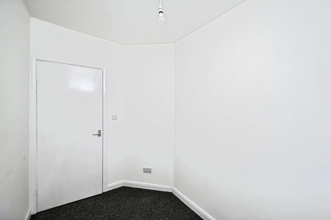 Leeming Lane South, Mansfield Woodhouse, Mansfield, Nottinghamshire, NG19, photo 12