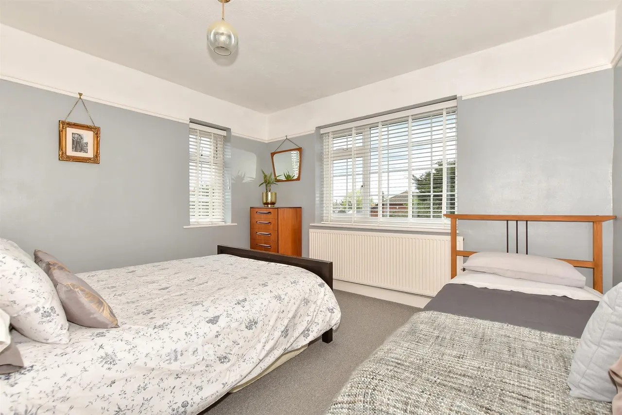 Dymchurch Road, St. Mary's Bay, TN29, photo 14