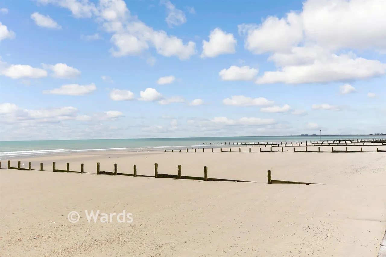 Dymchurch Road, St. Mary's Bay, TN29, photo 8