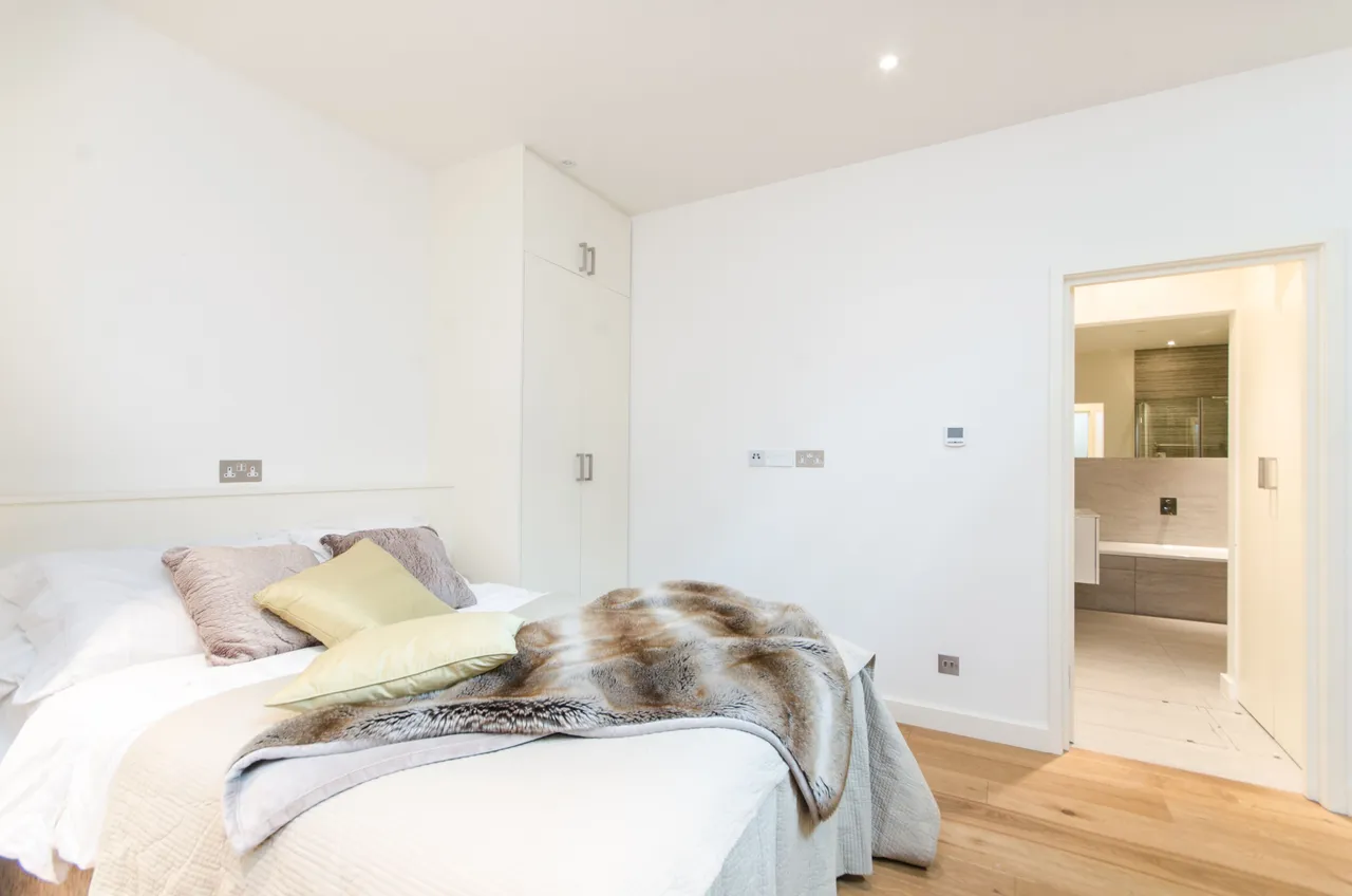 34a Redfield Lane, London, photo 6