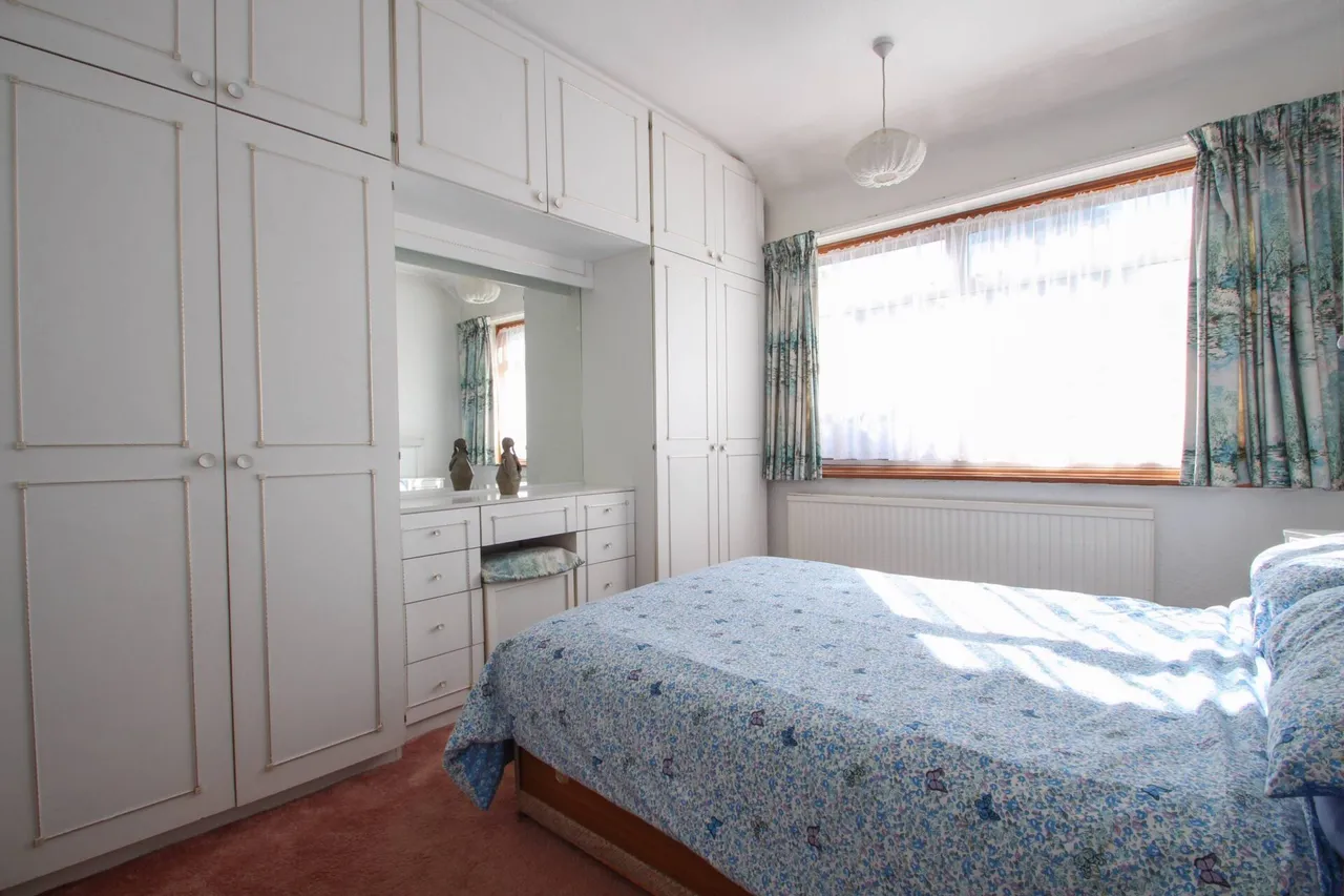 Brampton Road, Bexleyheath, photo 6
