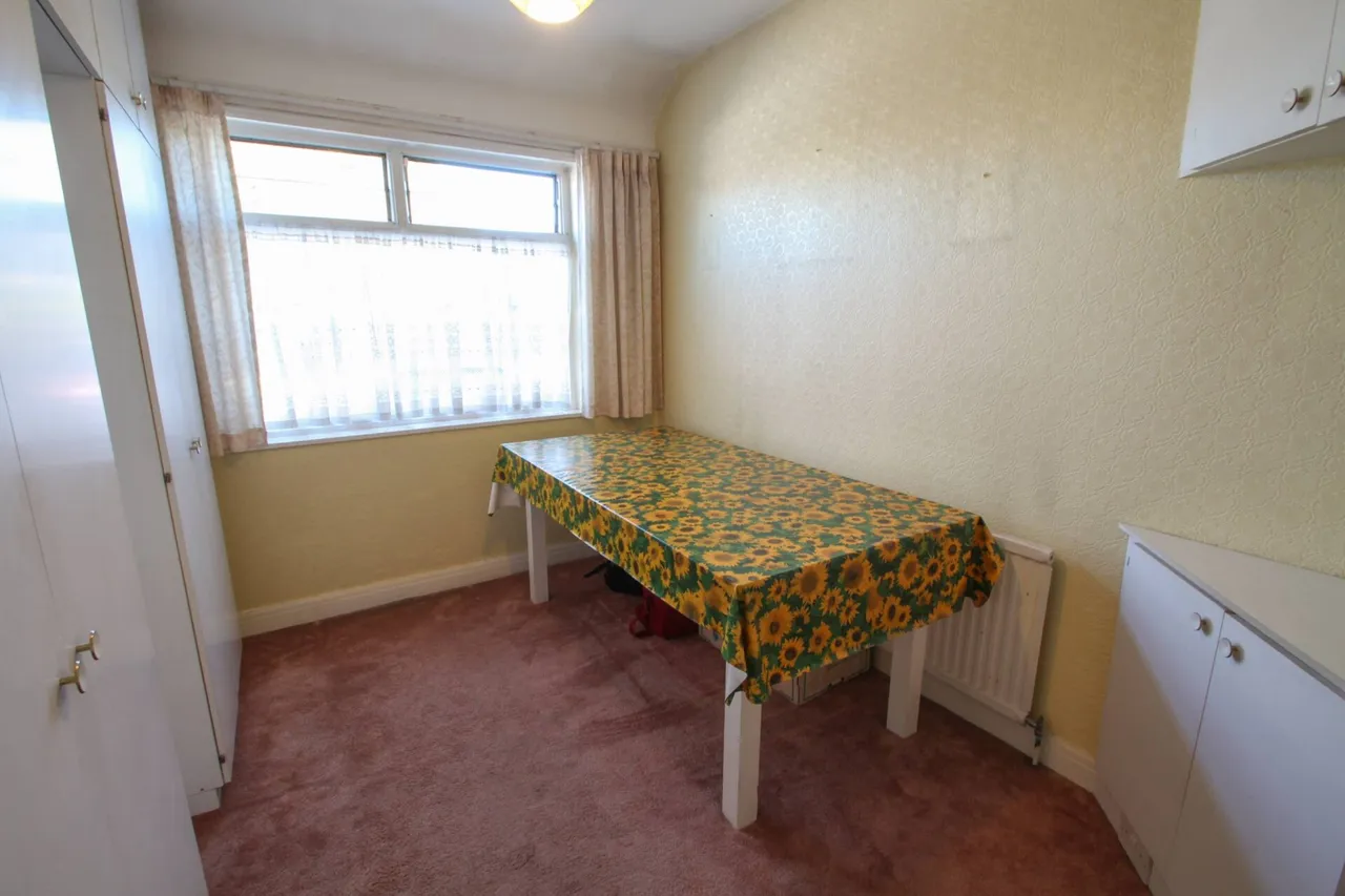 Brampton Road, Bexleyheath, photo 7