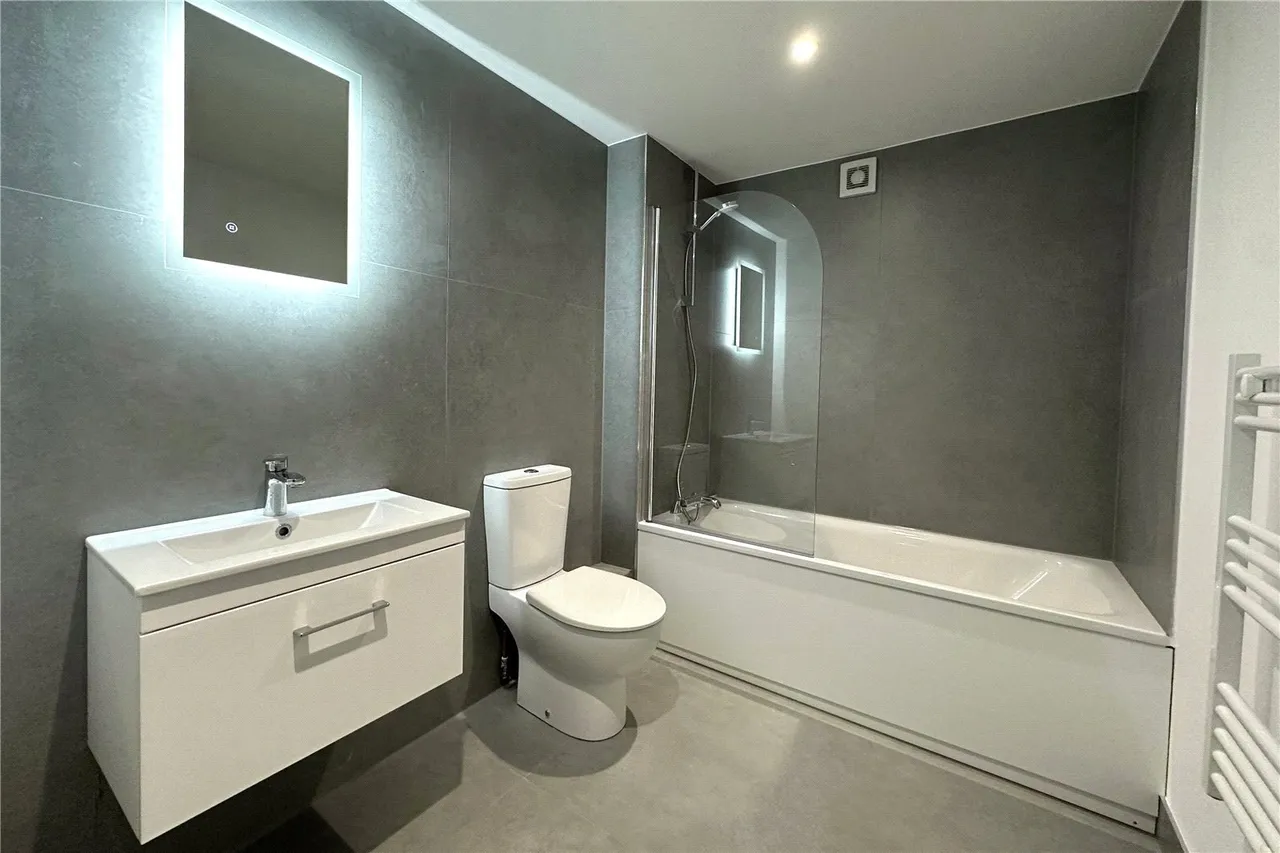 London Road, Old Basing, RG24, photo 5