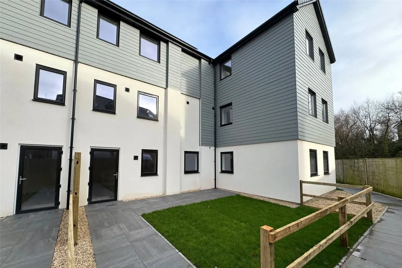 London Road, Old Basing, RG24, photo 7