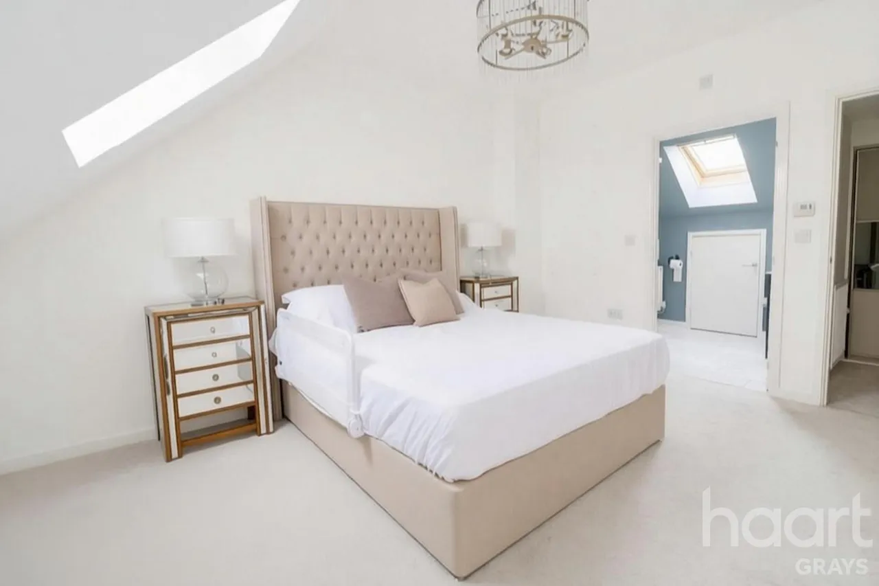 Treetops Close, Grays, RM17, photo 6