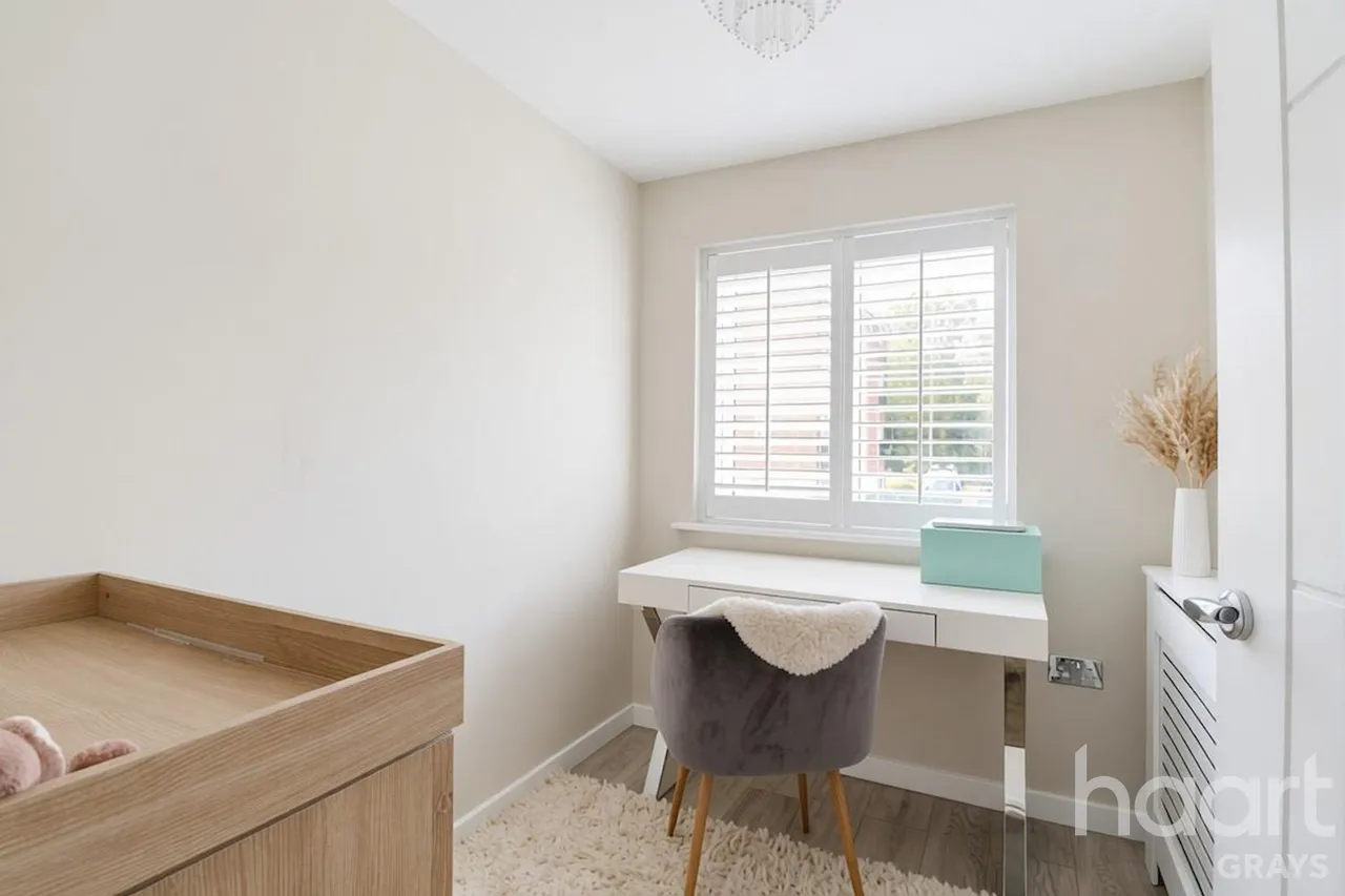 Treetops Close, Grays, RM17, photo 14