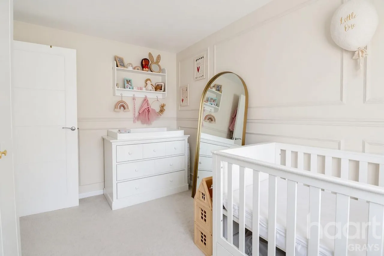 Treetops Close, Grays, RM17, photo 13