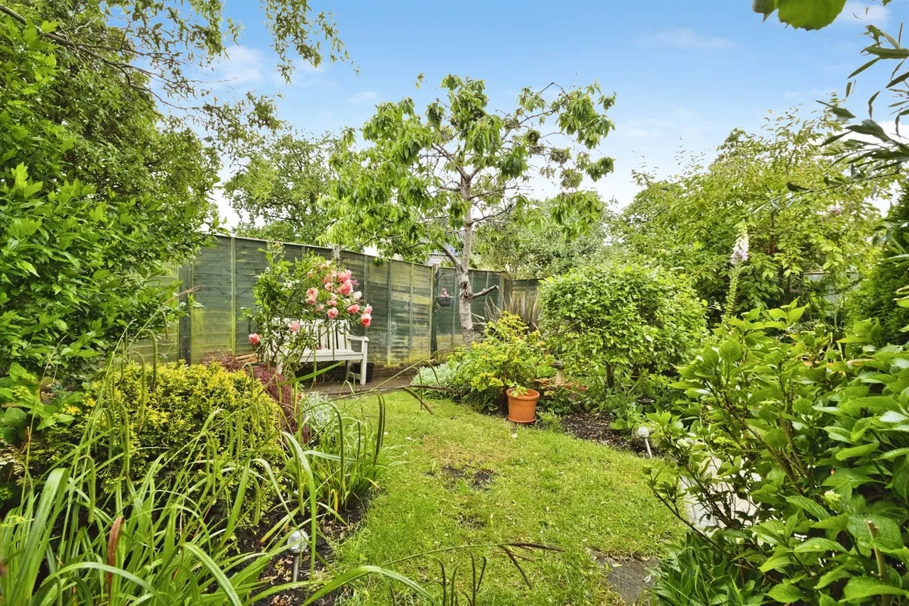 Wesley Close, Wanstrow, BA4, photo 9