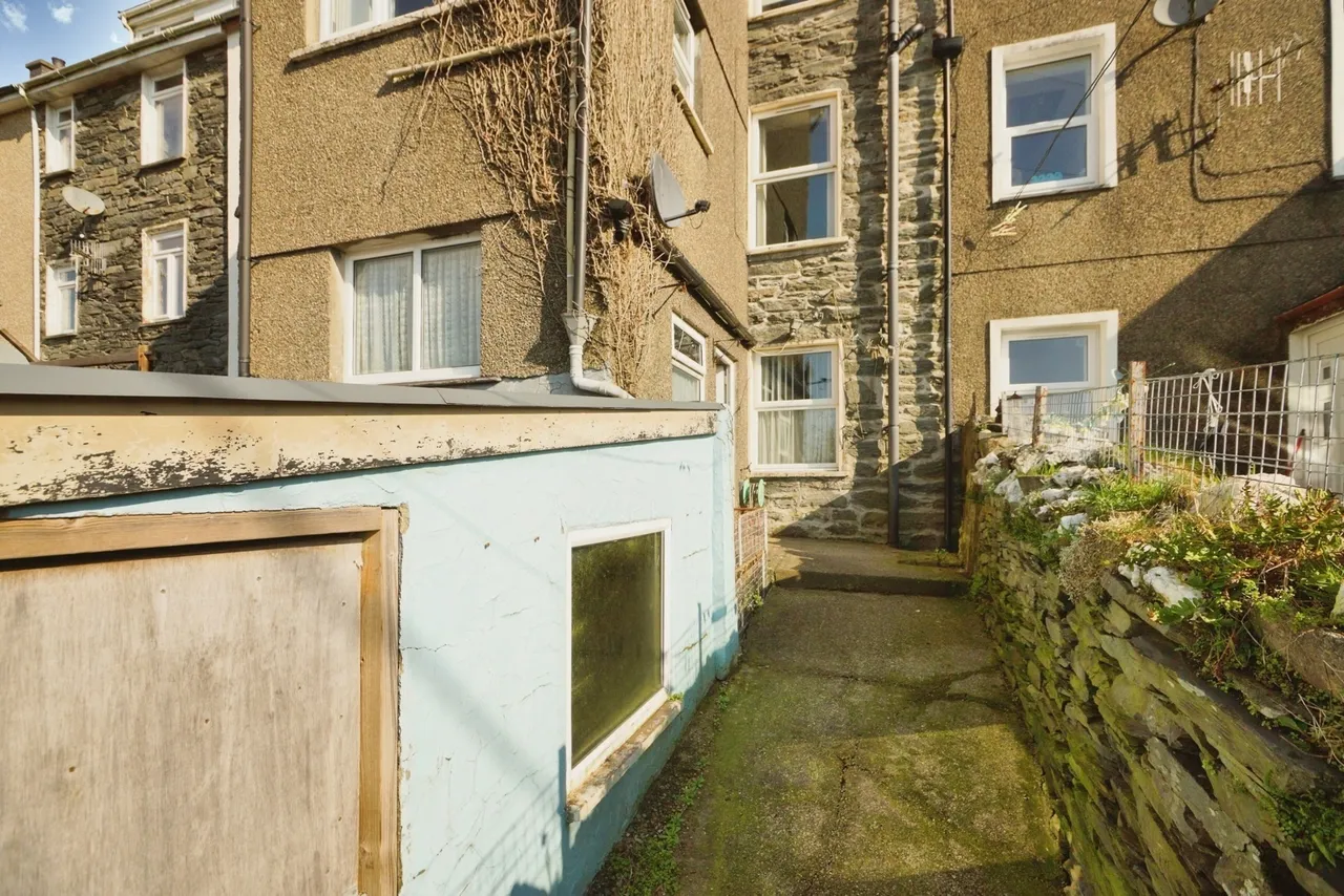 High Street, Blaenau Ffestiniog, LL41, photo 12
